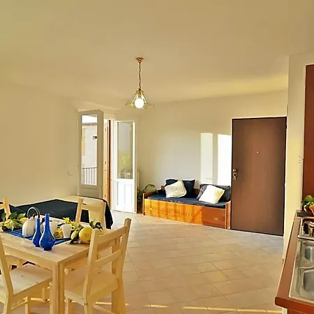 Bed & Breakfast Lemon Flats 4*