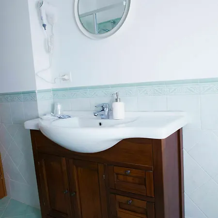 Bed & Breakfast Lemon Flats 4*